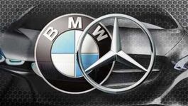 Luxusným značkám kraľoval vlani Mercedes-Benz