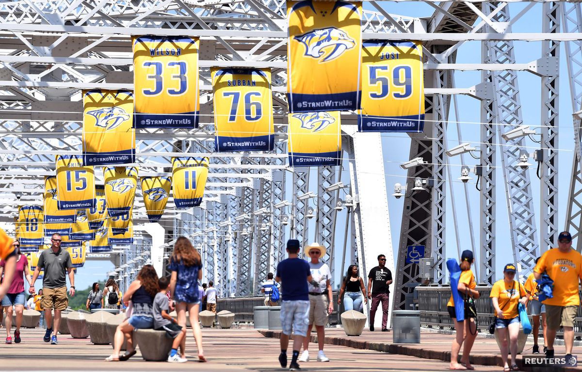 Aj v uliciach Nashvillu dominuje hokejová...