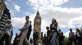 Výsledky britských volieb dali nádej aj Slovákom