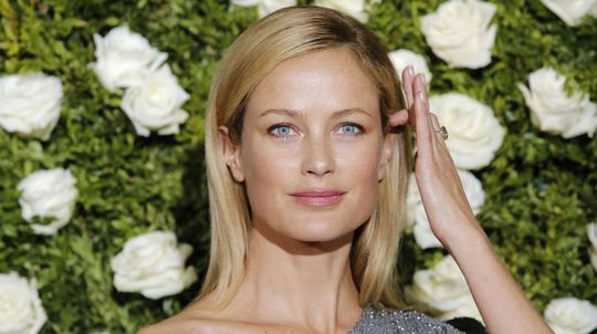 Topmodelka a herečka Carolyn Murphy.