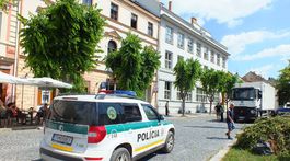 NAKA zasahuje vo viacerých krajoch, prehľadáva 40 objektov