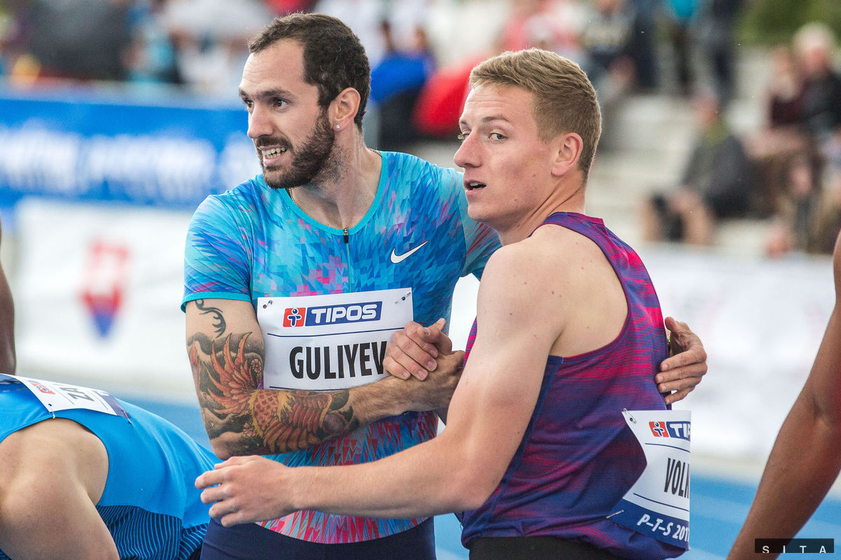 Ramil Gulijev a Ján Volko v cieli pretekov.