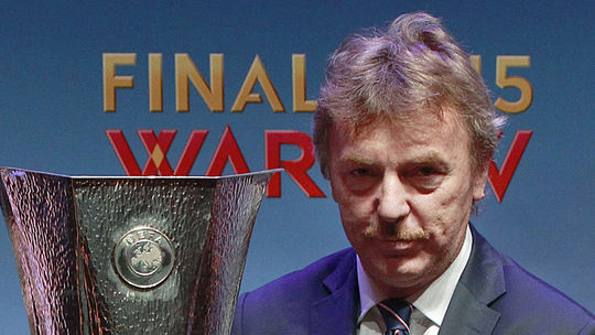 Kopernika si vážime len preto, že je už 500 rokov mŕtvy. Legendárny poľský futbalista Boniek nastavuje krajanom zrkadlo