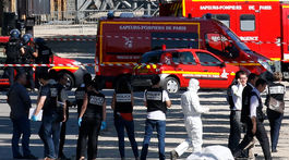 V Paríži opäť útočil islamský radikál, sám pritom zahynul