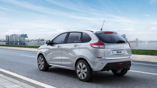 Lada X-Ray Exclusive - 2017 