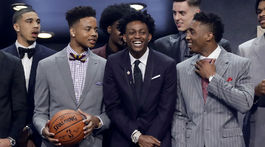 Jednotkou draftu NBA Fultz, získala ho Philadelphia. Butler do Minnesoty