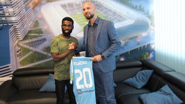 Kmotríka zadržala polícia! V Trnave udrel SBS-kára pohárom do hlavy