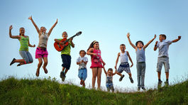 Mladiství páchajú menej trestných činov