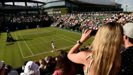 Symbol konzervativizmu a noblesy. Vo Wimbledone znie aj hrobové ticho výnimočne 