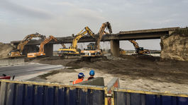 Práce na D1 pri Blatnom sú v polovici