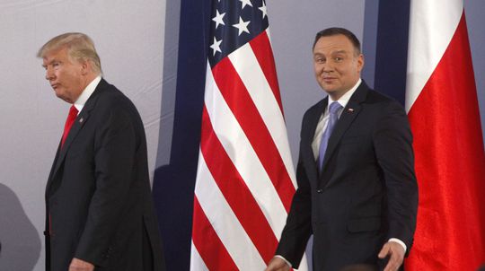 Poľský prezident Duda sa poďakoval Trumpovi, že bojuje proti falošným správam