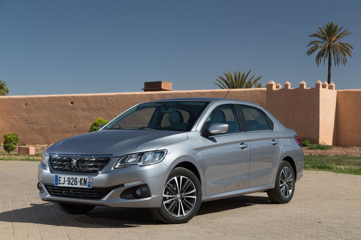 Peugeot 301 je v porovnaní so svojim...