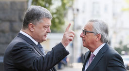 Juncker v Kyjeve žiadal boj proti korupcii, Porošenko cestovnú mapu