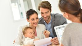 Porovnanie s '89: úvery sú v  priemere lacnejšie