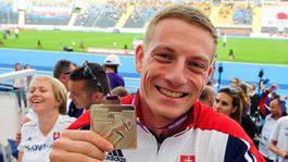 Rýchlik Volko zabehol 100 m za 10,18. Je z toho striebro