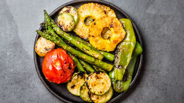 Grilujeme zeleninu! 8 trikov a rád, ktoré vám pomôžu