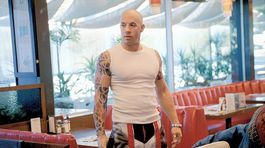 Herec Vin Diesel na zábere z filmu xXx z roku 2002. 