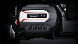 Audi zastavilo v Európe predaj A4 a A5. Dôvod je bizarný