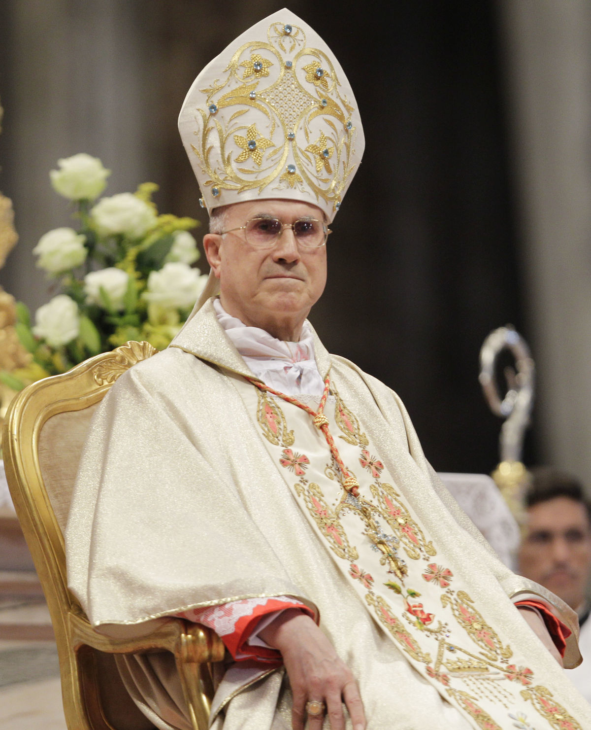 Meno kardinála Bertoneho v obvinení nefiguruje,...