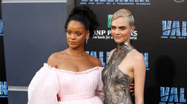 Rihanna (vľavo) a Cara Delevingne
