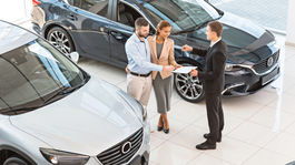 Nové auto vám teraz tak ľahko nepredajú. Na vine sú emisie