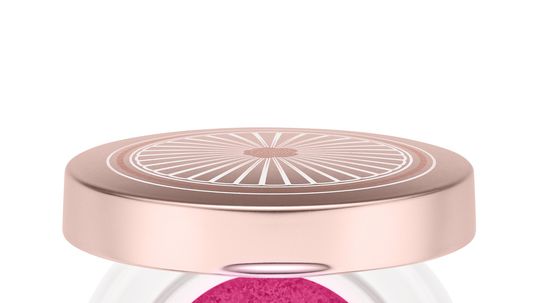 Farba na líčka v cushion verzii Lancôme Cushion...