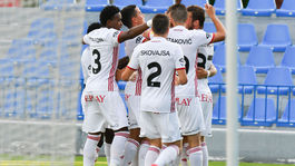 Trenčín i Zlaté Moravce začali víťazne, Slovan deklasoval Prešov