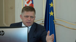 Vláda: Učitelia si do roku 2020 prilepšia o 24 percent