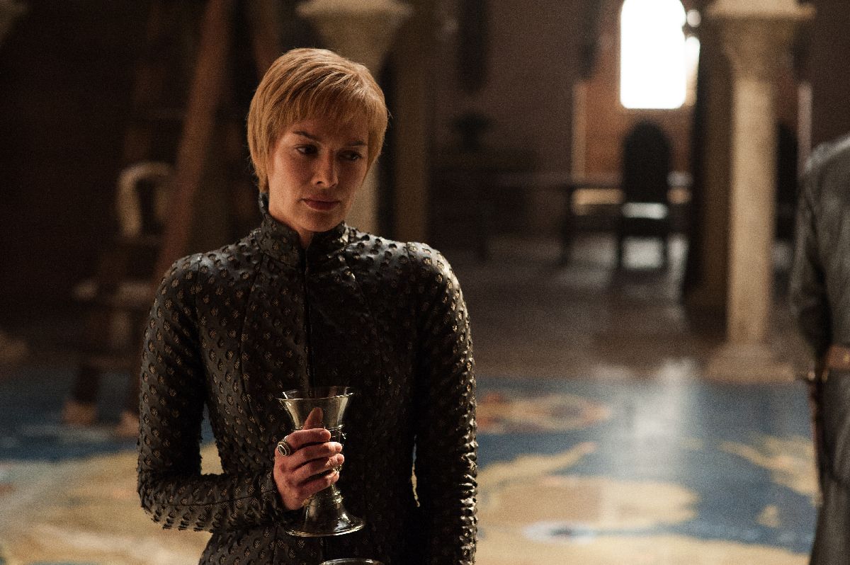 Lena Headey v seriáli Hra o tróny.