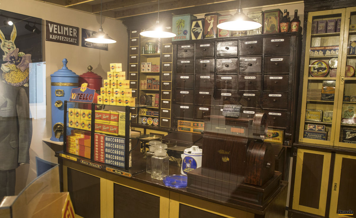 Reklamné letáky pracích práškov, reklamné...