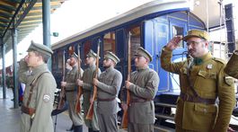 Minulosť ožila v unikátnom legiovlaku, listy ním cestovali mesiace