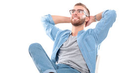 Absolventi očakávajú vyššie platy