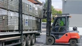 Počet Slovákov pracujúcich v Česku rastie