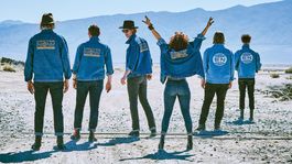 Arcade Fire sa v rámci nového albumu pohrali s médiami