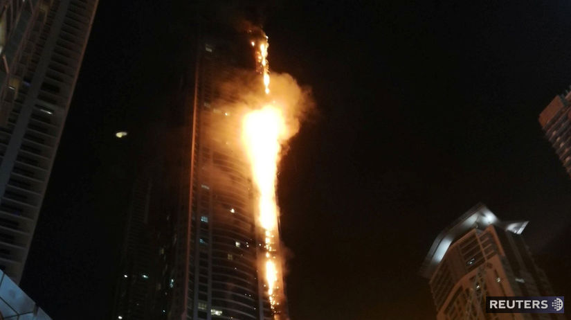 DUBAI-požiar torch