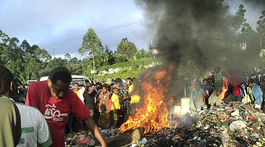 Honba na čarodejnice vo svete pokračuje