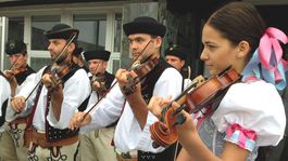 Ľubozvučná fujara a terchovská muzika sú svetové