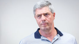 Bugár a Most-Híd žiadajú políciu o ochranu, Pellegrini vyzýva na pokoj na námestiach