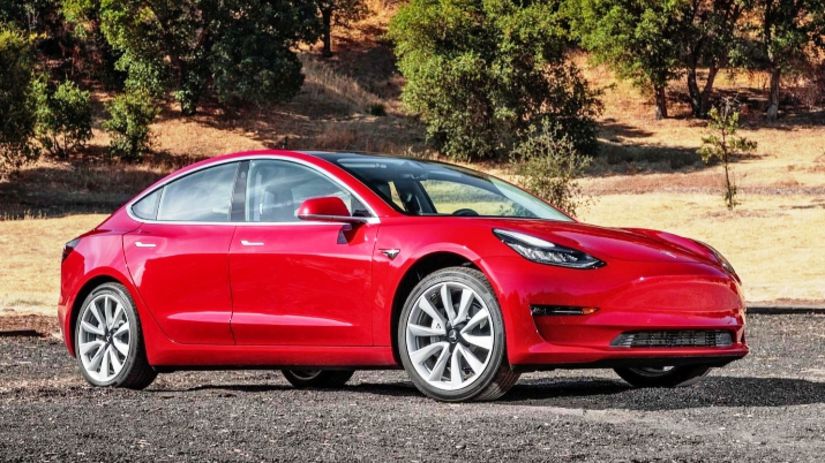 Tesla Model 3 - 2017