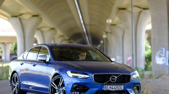 Volvo S90 T6 AWD R-Design