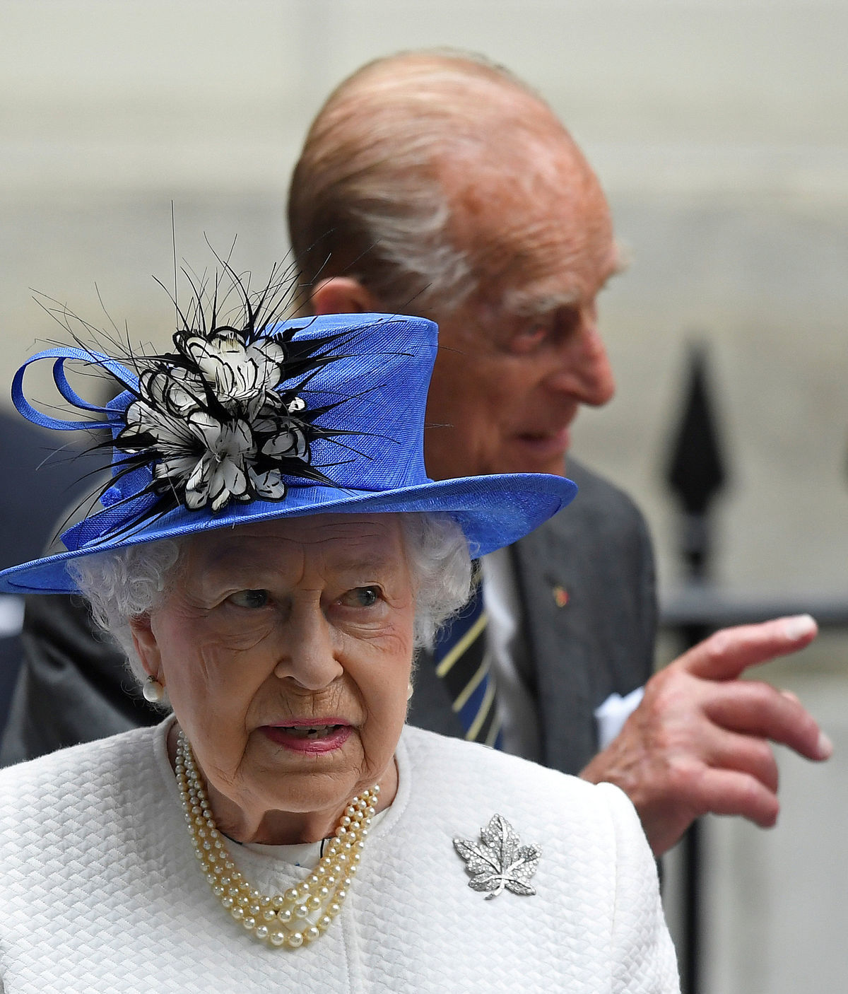 Britská kráľovná Alžbeta II. a jej manžel princ...