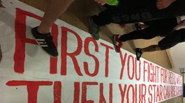 Trenčín v kríze, fanúšikovia si počkali na hráčov. Padli aj ostré slová?