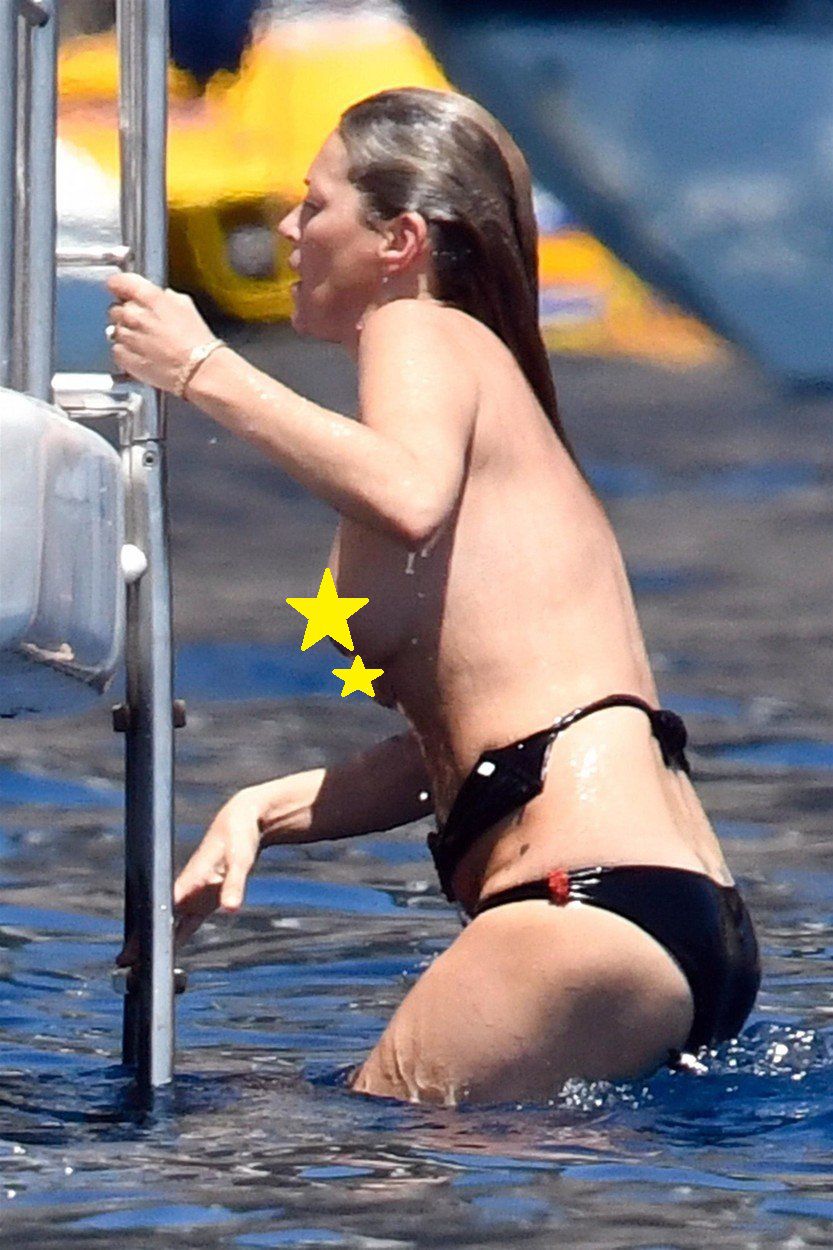 Topmodelka Kate Moss počas dovolenky na ostrove...