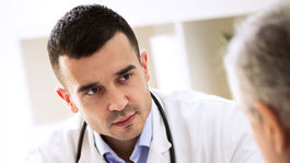 Skleróza multiplex. Čo by si mali všímať lekári a príbuzní