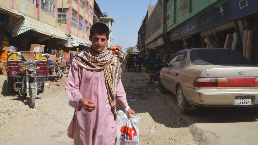 Spoznávanie pouličného života v Afganistane, v...