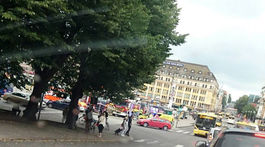 Útok v Turku fínska polícia vyšetruje ako teroristický