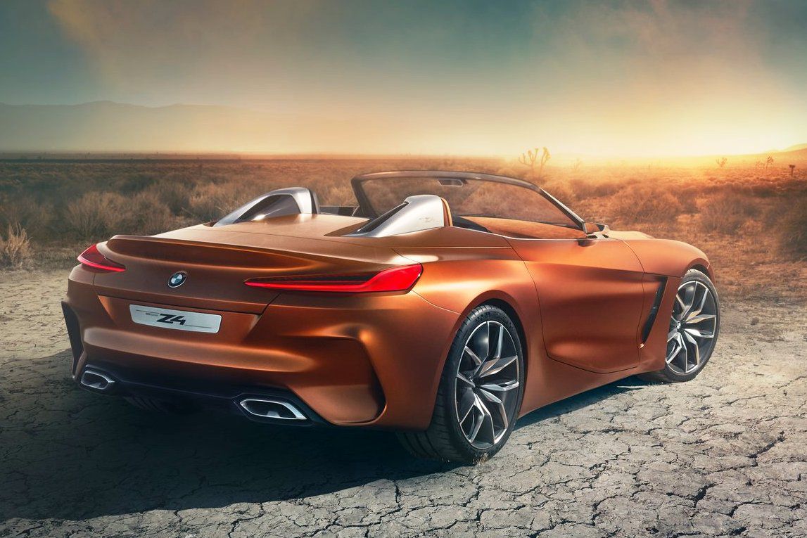 Vzadu nechýba karbónový difúzor a úzke LED svetlá.