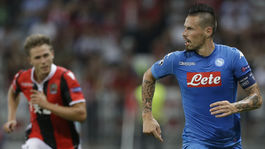 V spoločnosti Buffona či Pirla. Hamšík je v najlepšej jedenástke desaťročia Serie A