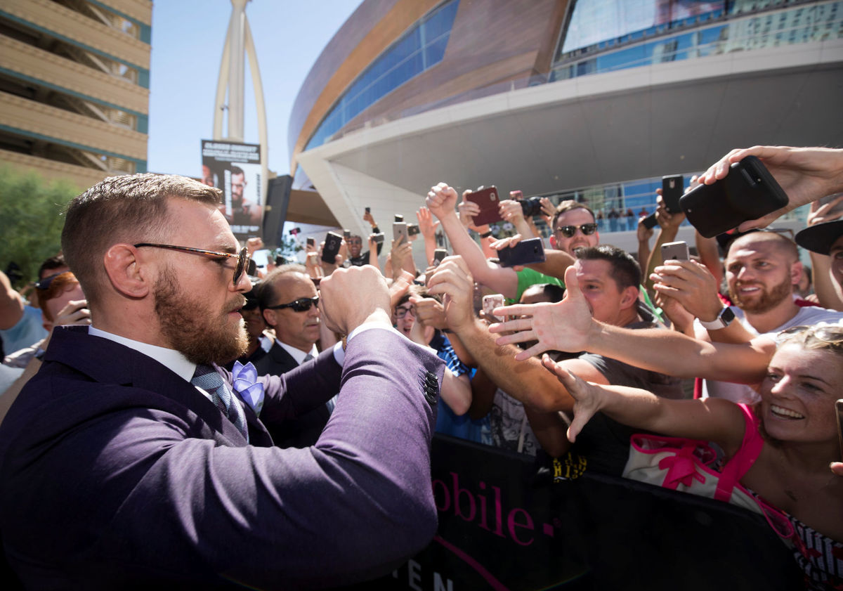 Conor McGregor na stretnutí s fanúšikmi pred...