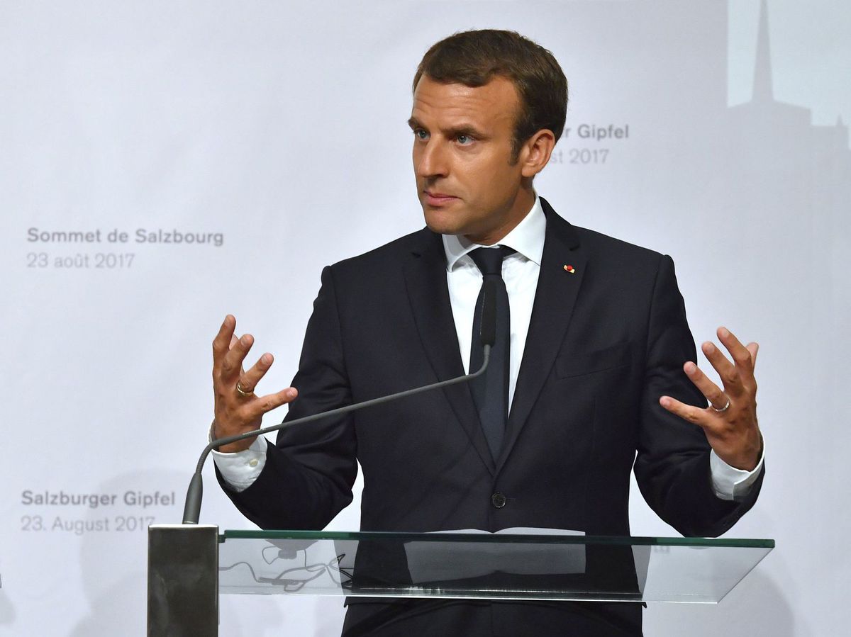 Emmanuel Macron v Salzburgu, kde sa stretol s...